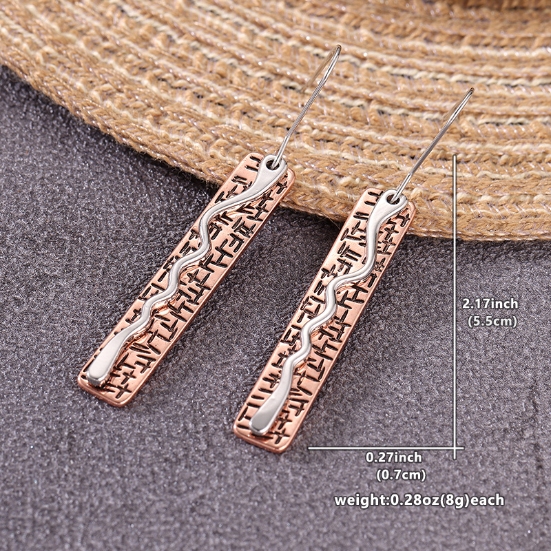 Women's Retro Dual-Tone Hammer Texture Dangle Earrings, Elegant